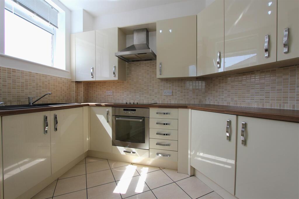 Main image of property: Knighton Fields Road West, Leicester, LE2