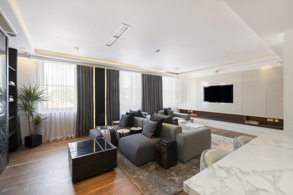 Apartment in London, Knightsbridge - View 3
