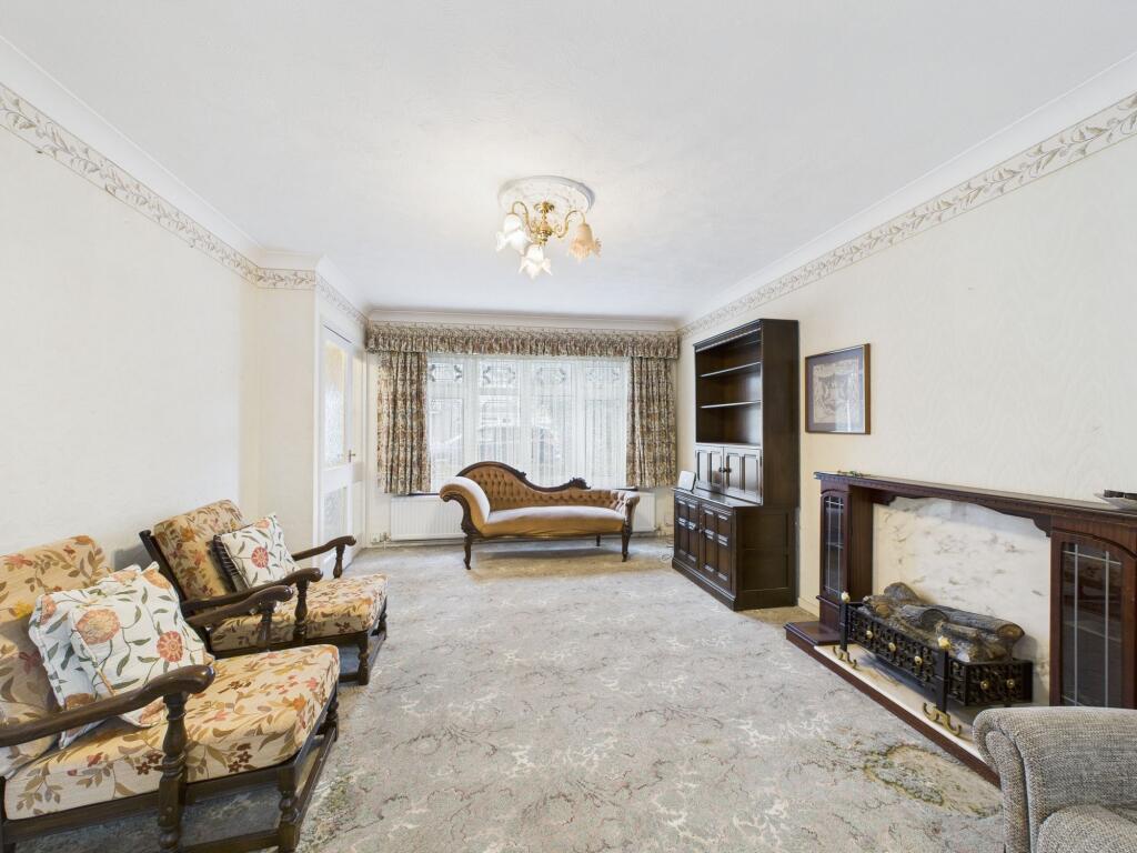 House in Thurrock, Essex - View 2