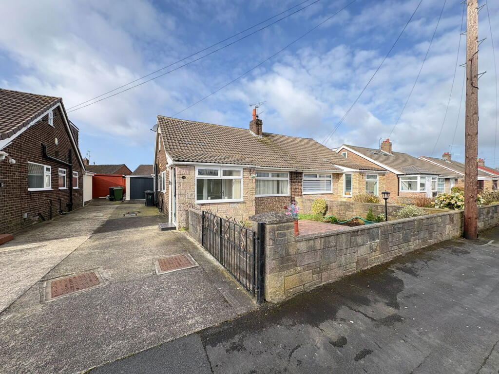 Main image of property: Kempton Park Road, Aintree