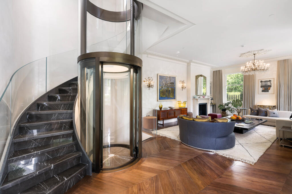 House in London - View 5