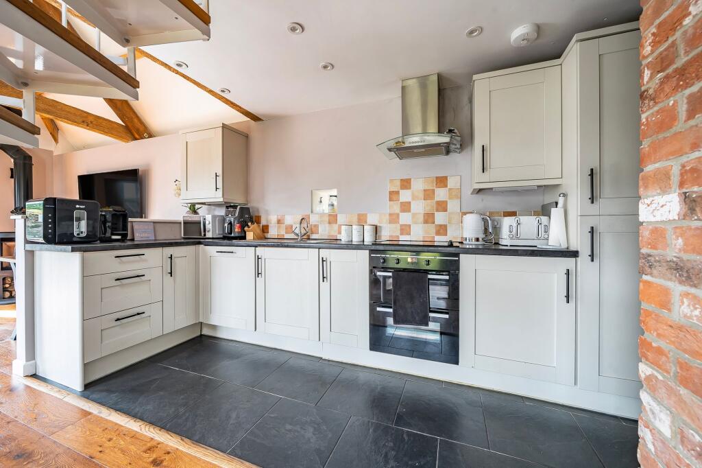 Tarnock, Axbridge, BS26 photo 4