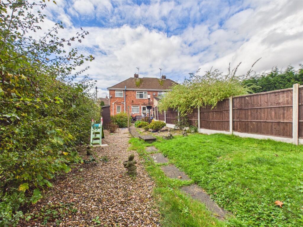 Owers Avenue, Heanor, Derbyshire, DE75 photo 3