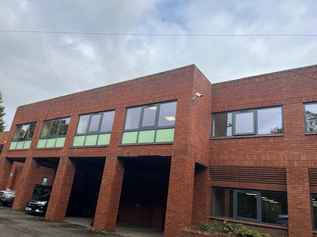 Main image of property: Rotherham Road, NG19