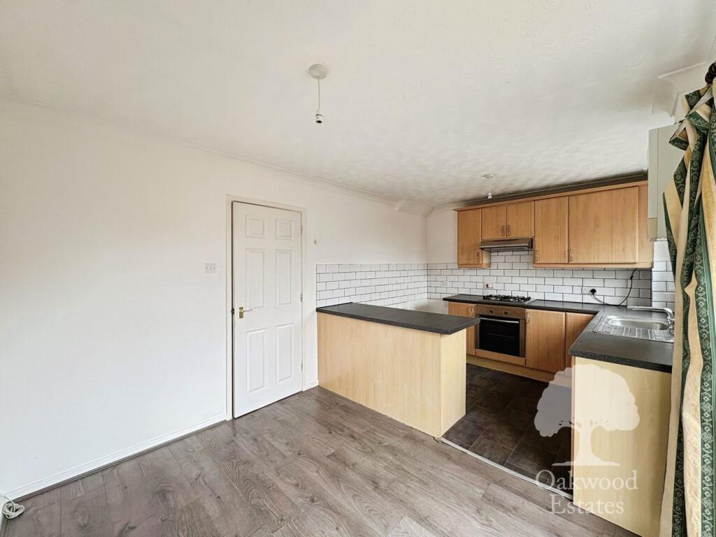 House in Slough - View 5