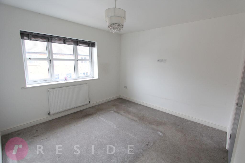 House in Oldham - View 5