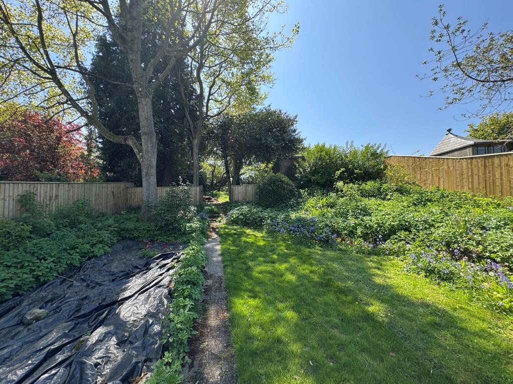 Additional image 18 of Temple, Corsley