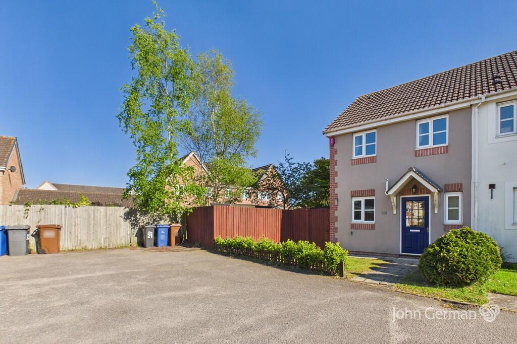 2-bed terraced on Caraway Drive, Branston, £195,000