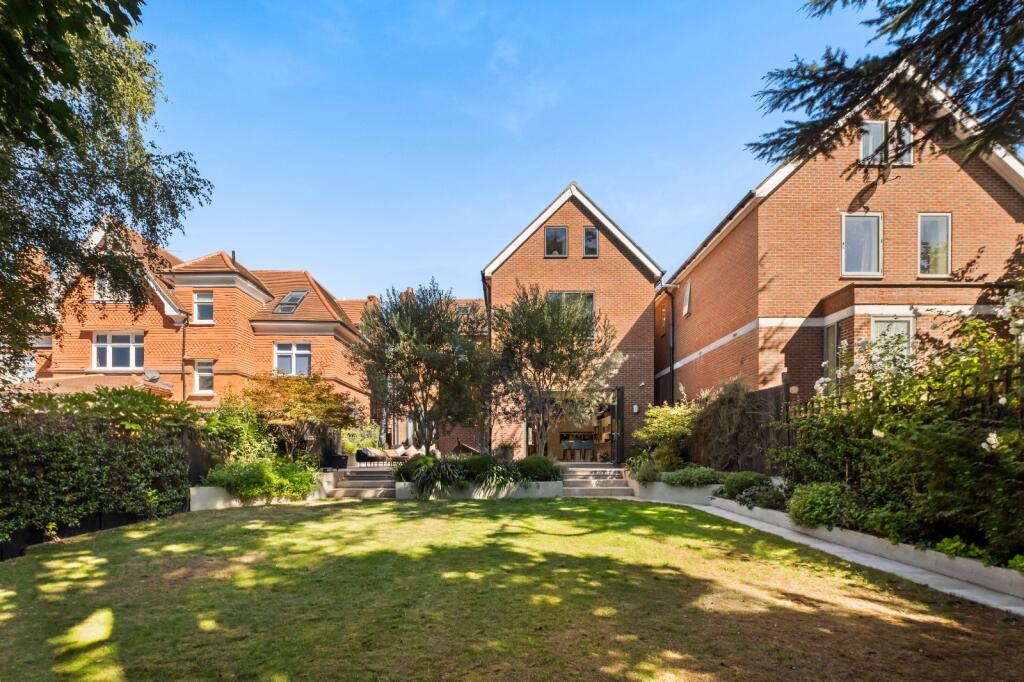 House in London - More