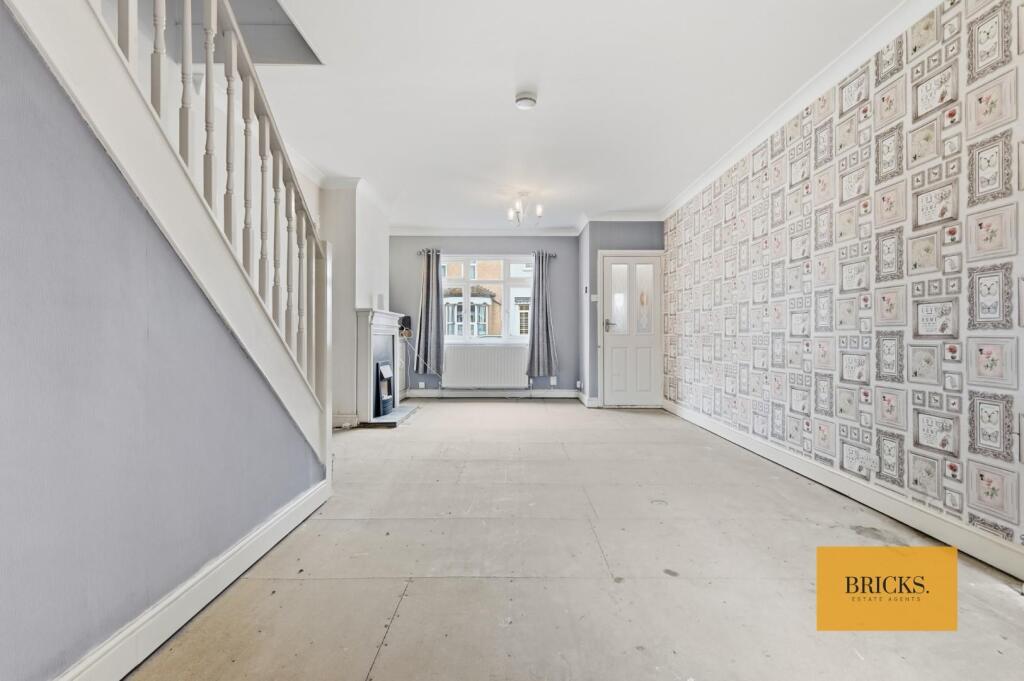 Eastbrook Road, Waltham Abbey photo 4