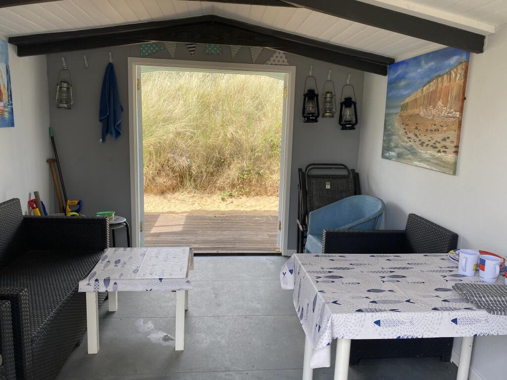 Beach Hut, Old Hunstanton Beach photo 5