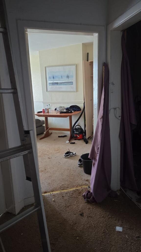 Apartment in Glasgow - More