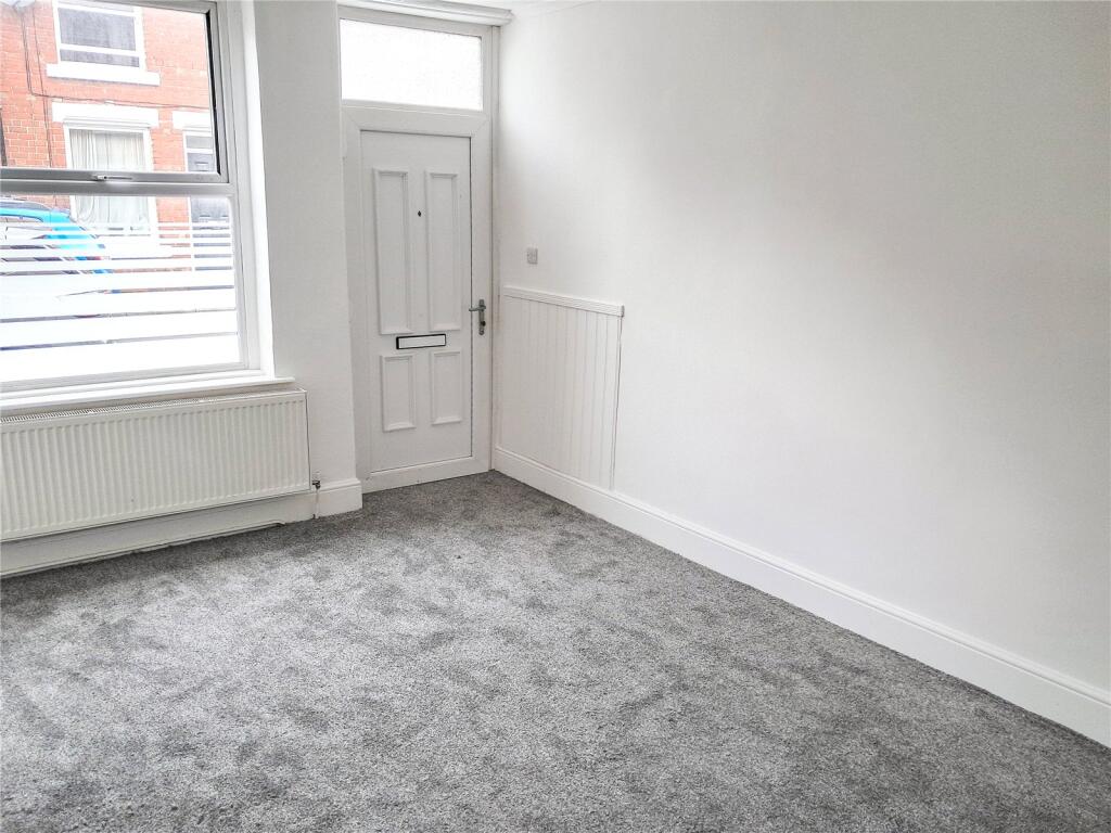 House in North Yorkshire, Harrogate - View 2