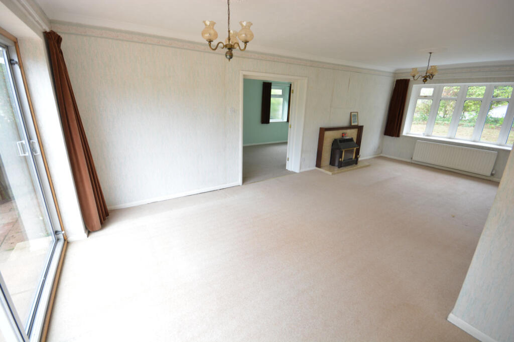 High Way, Broadstone, Dorset, BH18 photo 3