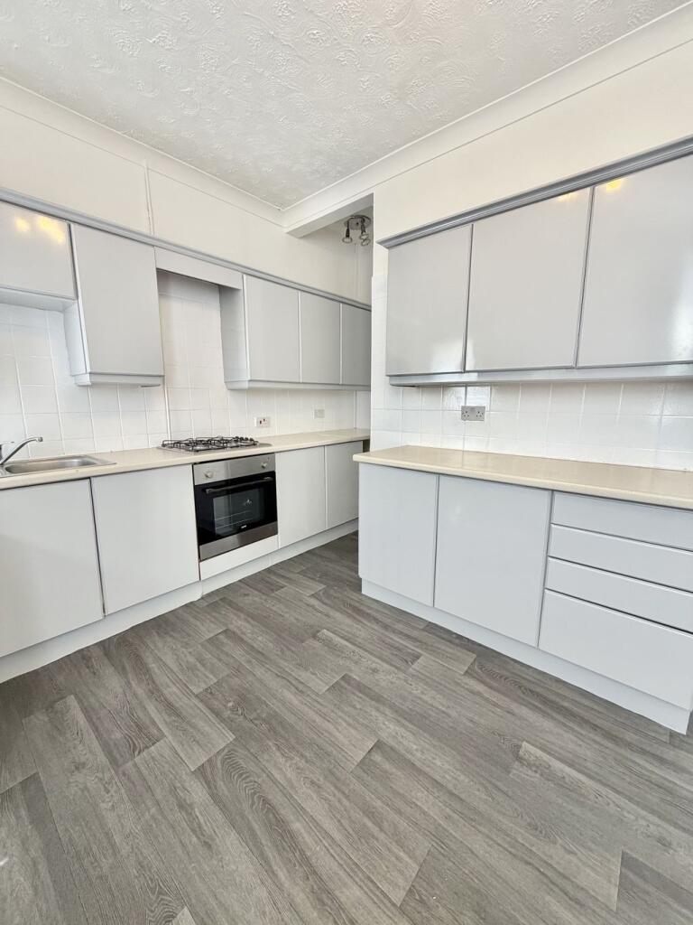 Main image of property: Oxford Street, Leigh