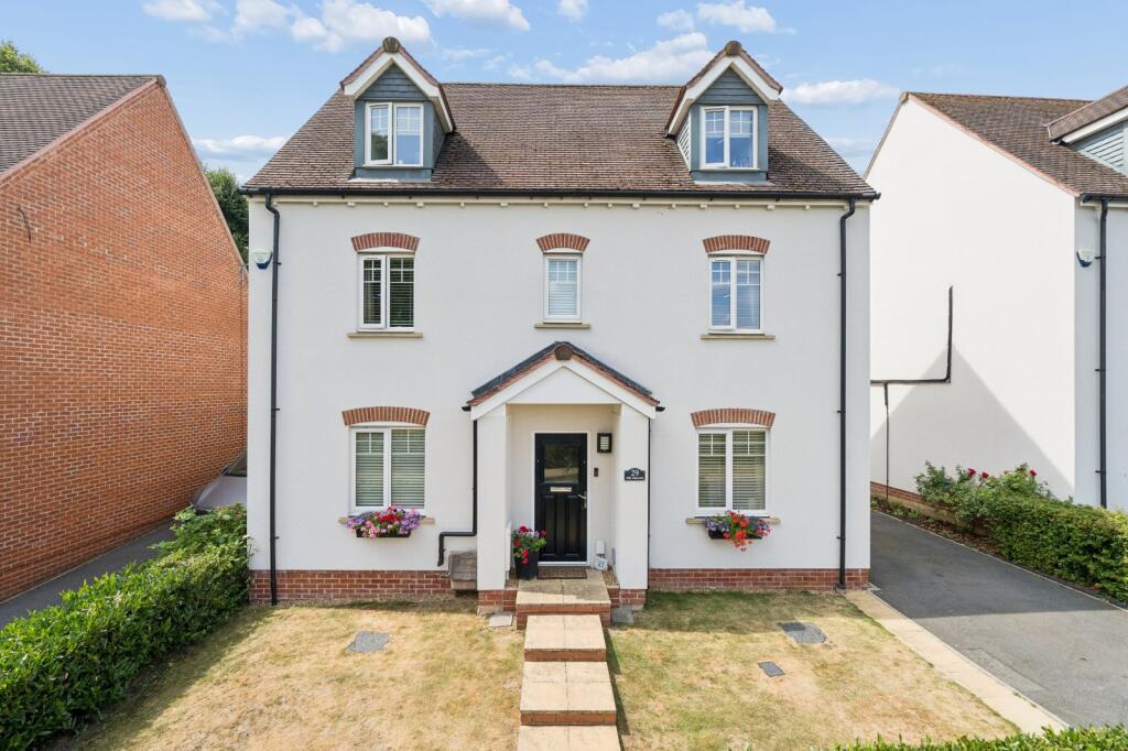 Main image of property: Grange Road, Chalfont St. Peter, Gerrards Cross, Buckinghamshire, SL9