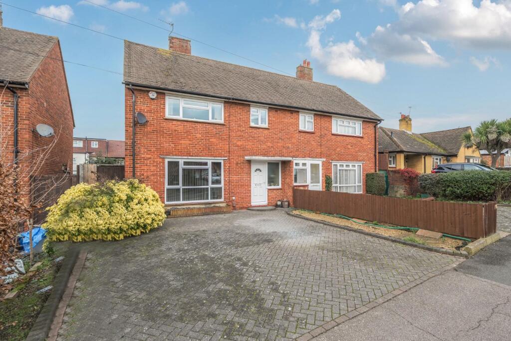 Main image of property: Carisbrooke Avenue, Bexley