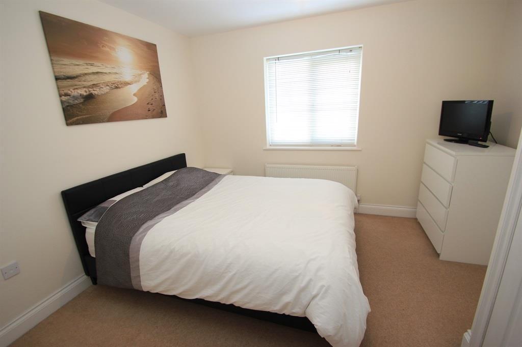Oak Tree Gardens, COLCHESTER - View 5