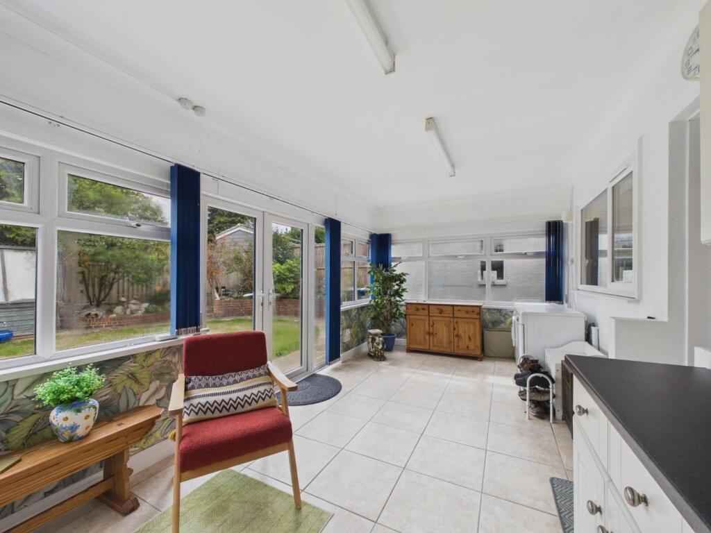 House in Tonbridge - More
