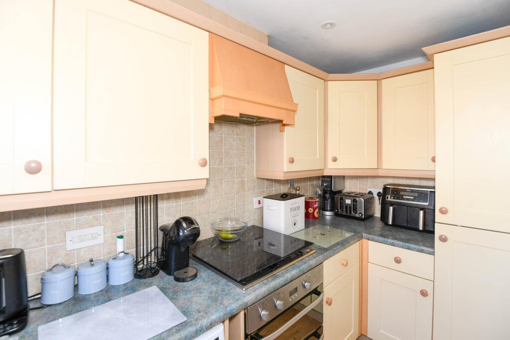 House in Bath, Trowbridge - View 4