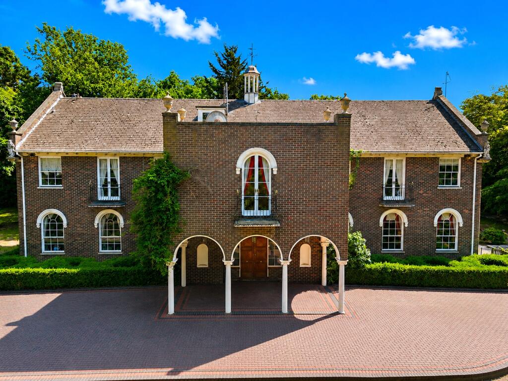 Main image of property: Manor Road, Chigwell, Essex, IG7