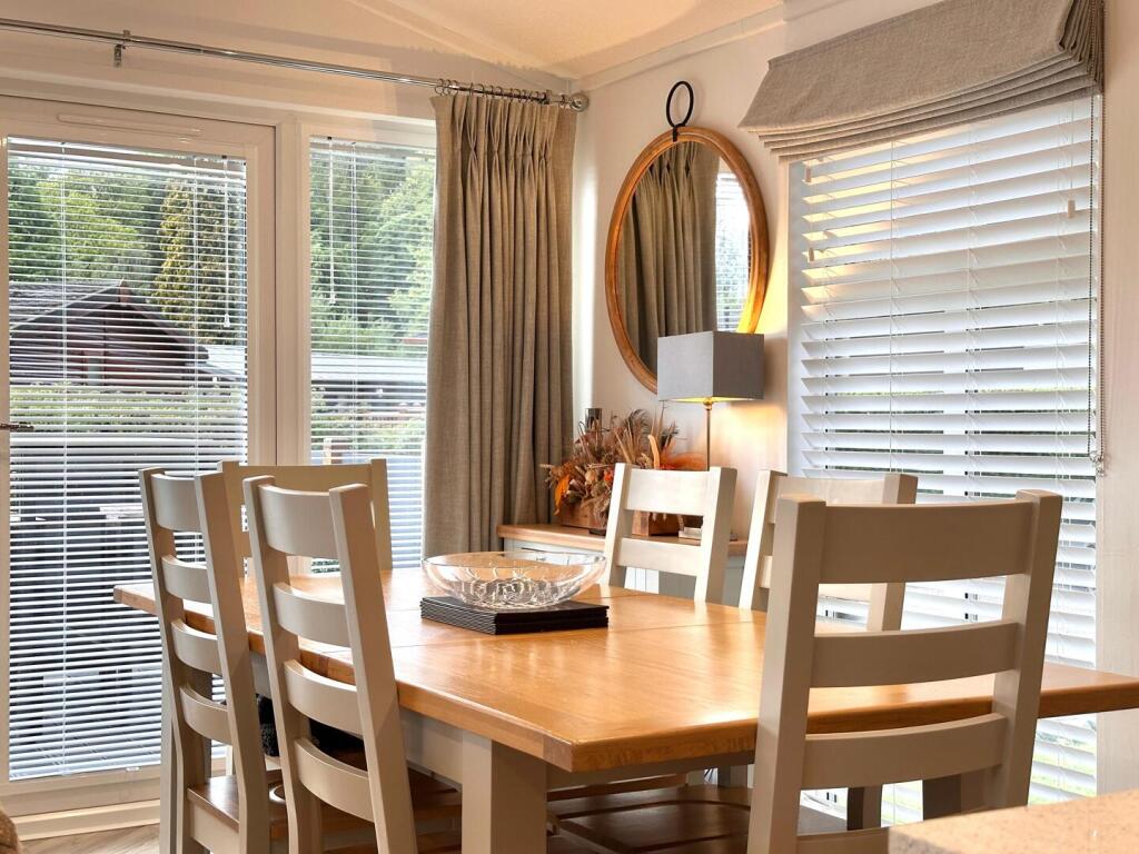 White Cross Bay Holiday Park & Marine, Ambleside Road, Windermere, LA23 1LF - More
