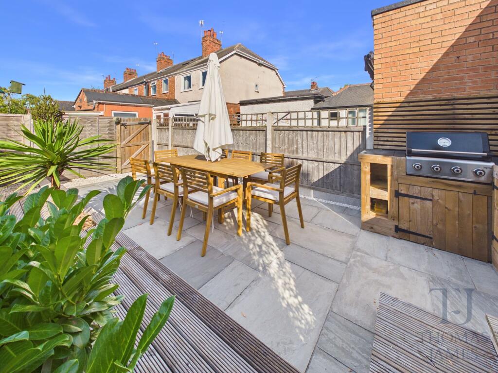 House in Nottingham - View 4
