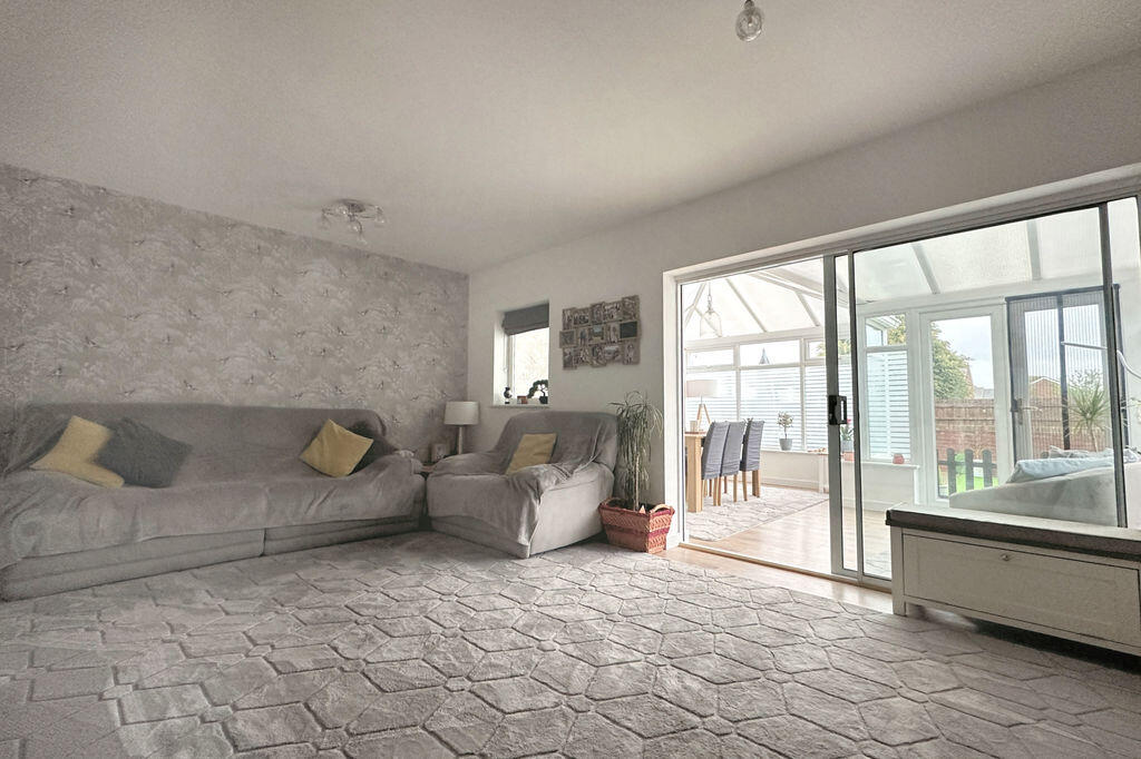 House in Fareham, Hampshire - View 2