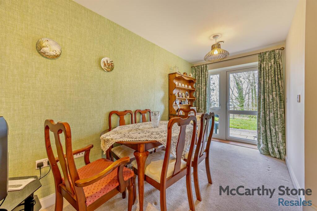 Apartment in Swindon - View 4