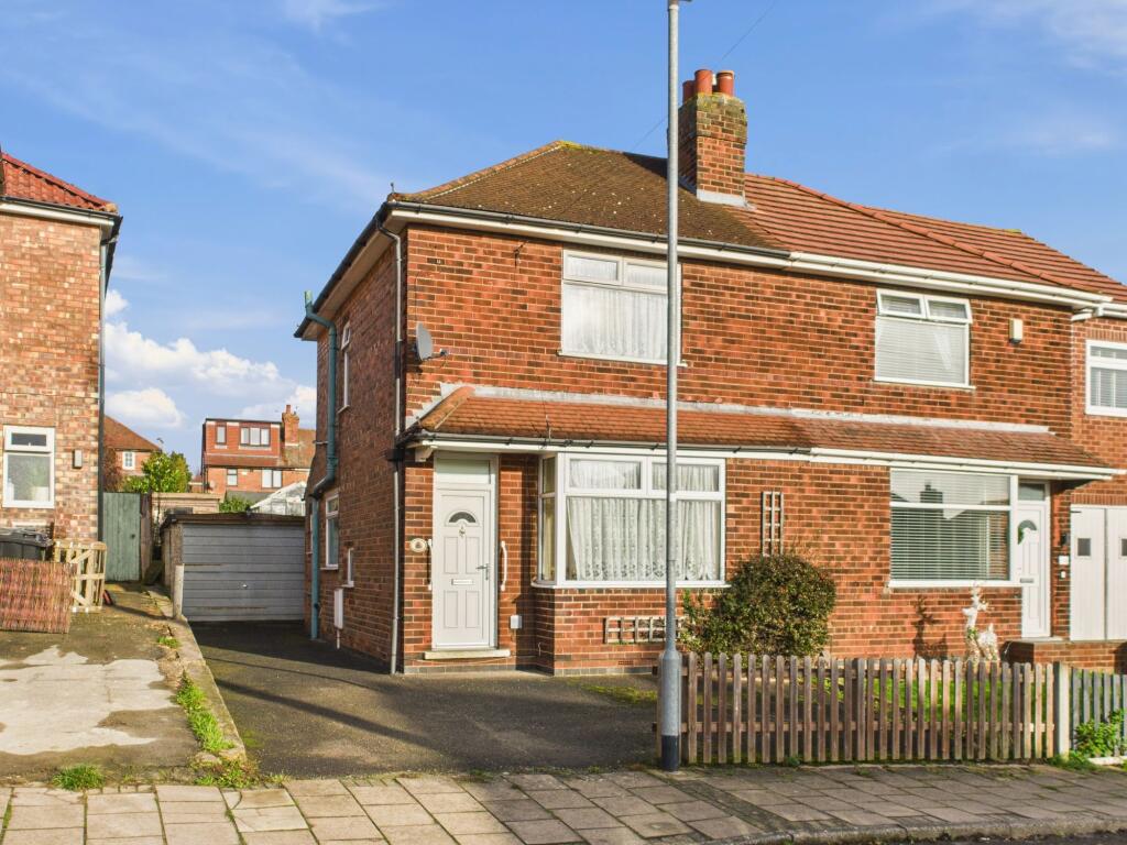Main image of property: Lilleker Rise, Arnold, Nottingham