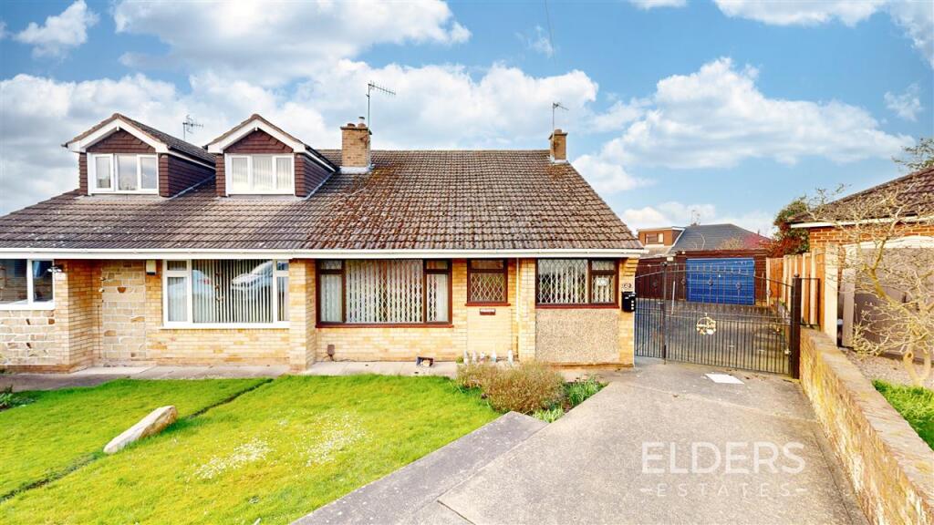 Main image of property: Braefield Close, Kirk Hallam