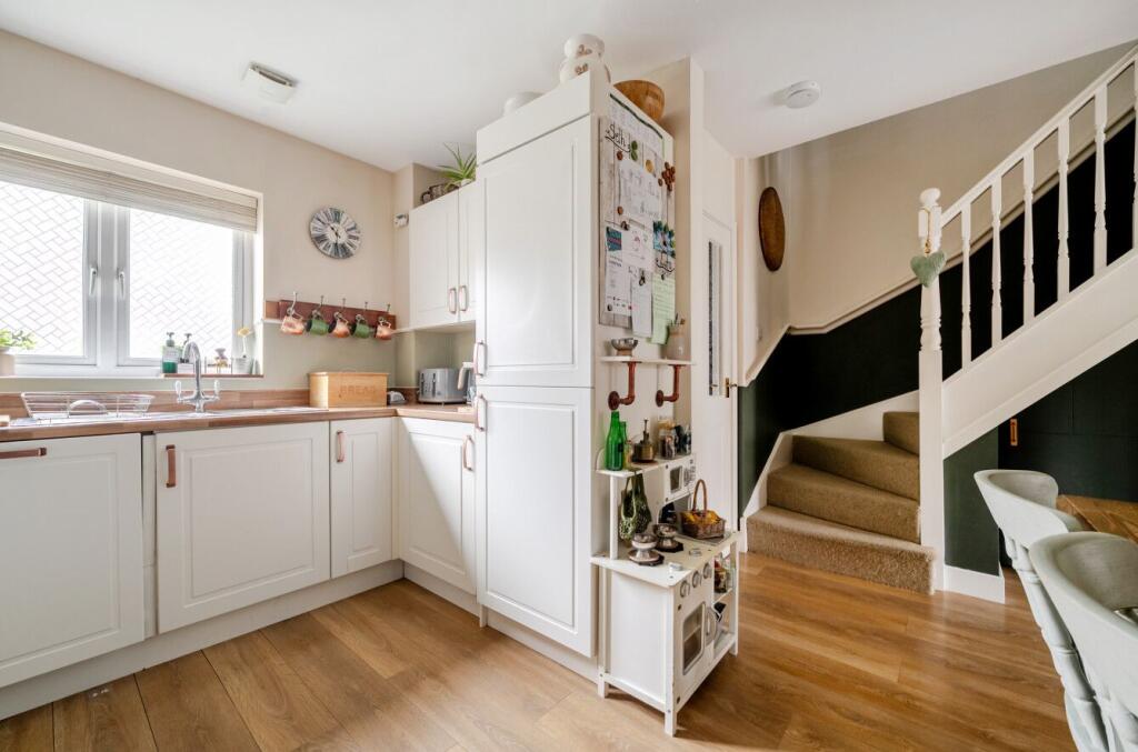 House in Warminster, Wiltshire - View 2