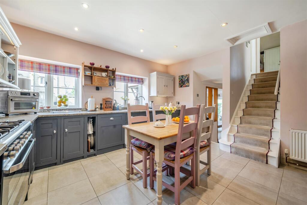 Mews Cottage, East Coker, Yeovil - View 3