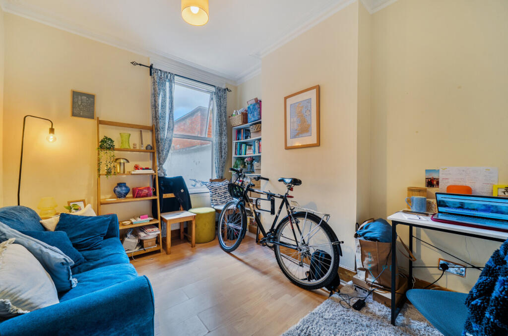 House in London - View 4