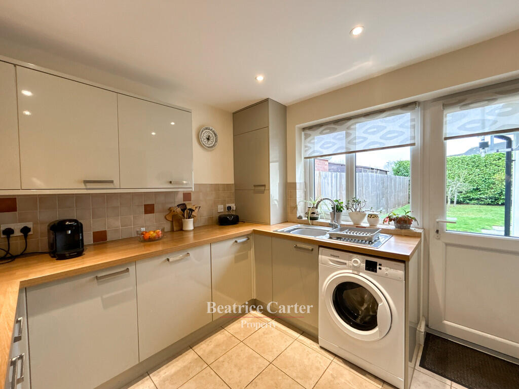 Fleming Avenue, Mildenhall photo 4