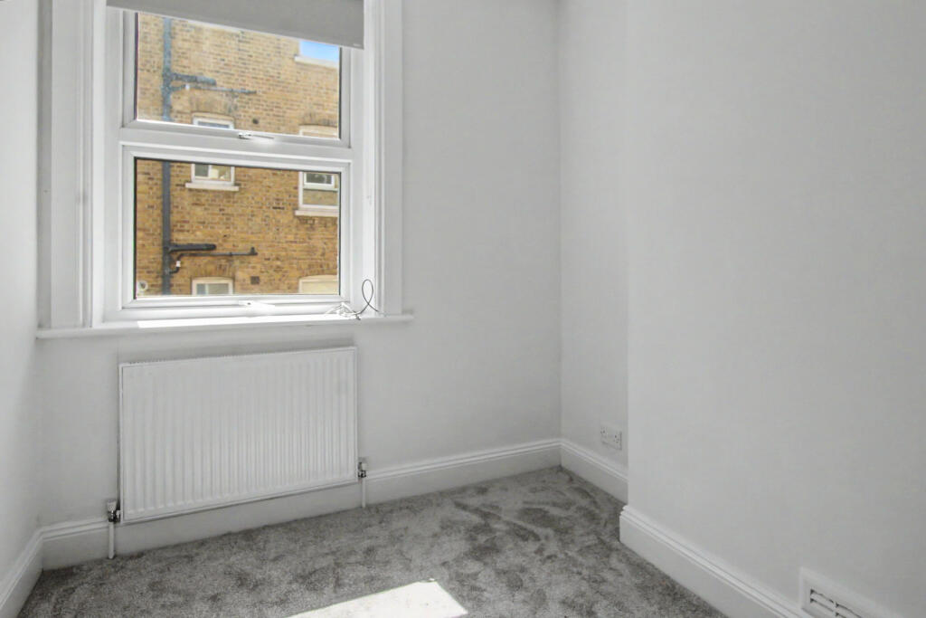 Apartment in London - More