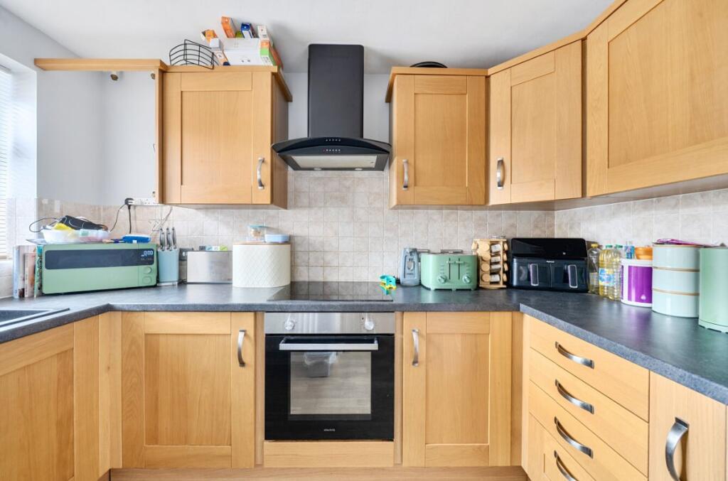 House in Elstow, Bedford - View 5