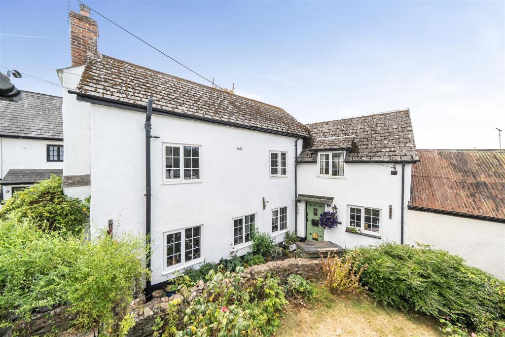 Main image of property: In The Hayes, Cheriton Fitzpaine