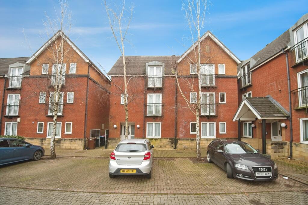 Main image of property: Halliard Court, Barquentine Place, Cardiff, CF10