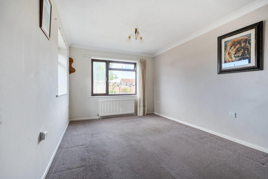 House in Taunton - View 4