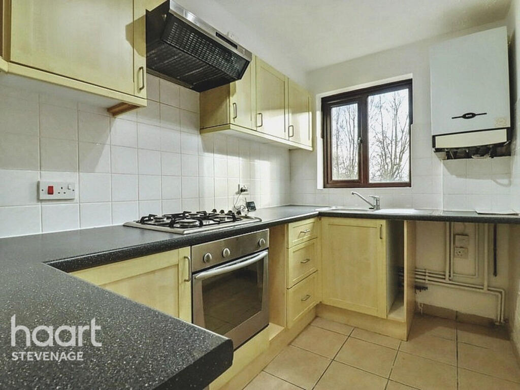 Tippett Court London Road, Stevenage photo 3