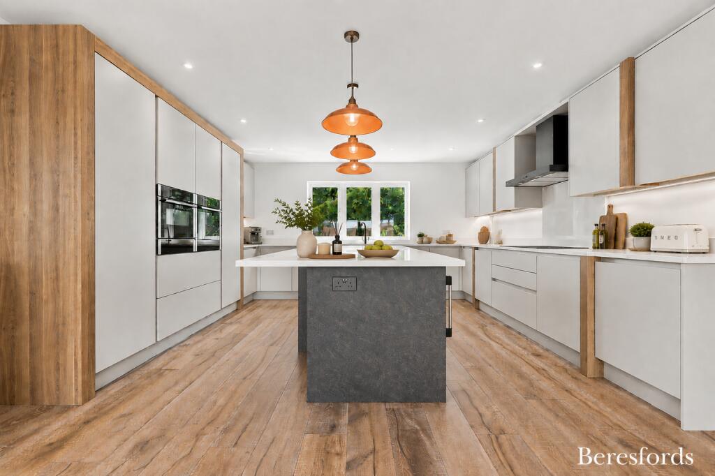 House in Chelmsford - View 3