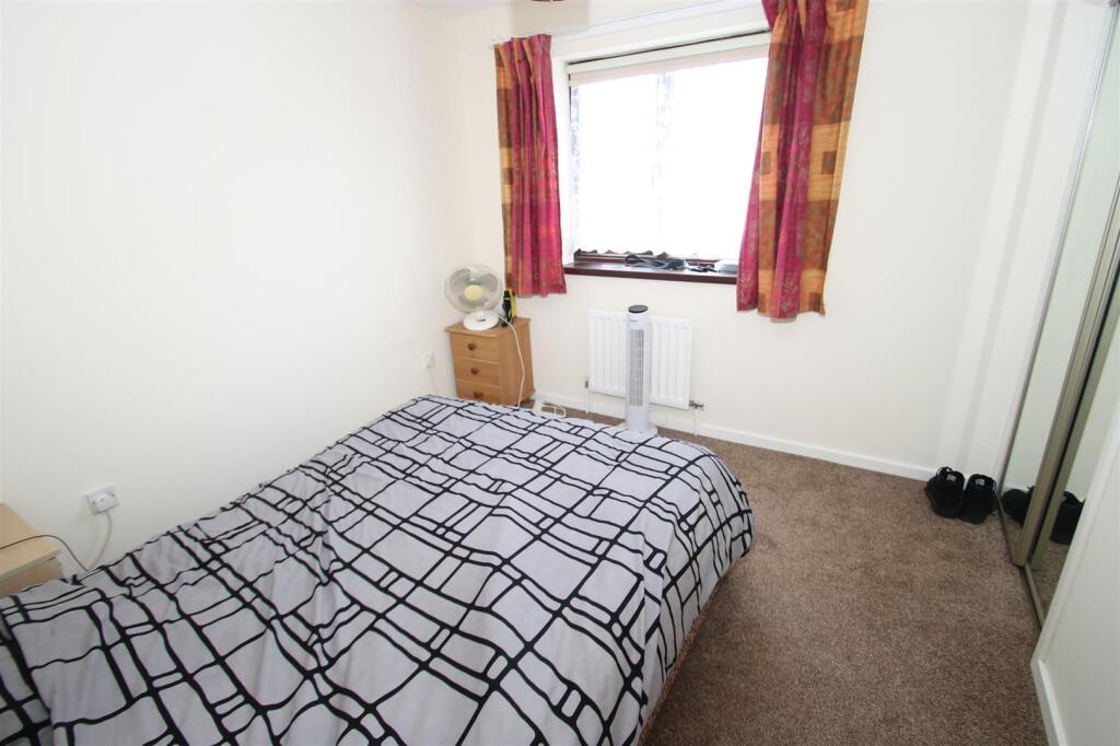 Wellfield Gardens, Dudley photo 5