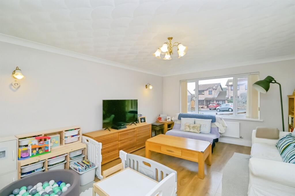 Mountbatten Road, BARRY photo 4