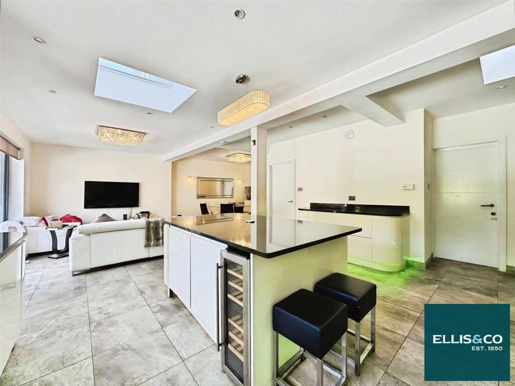House in London - View 4