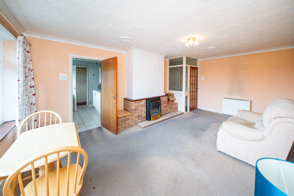 House in Dudley, West Midlands - View 3