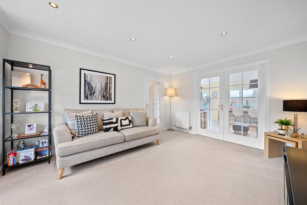 House in Cumbernauld, Craiglinn, Smithstone - More