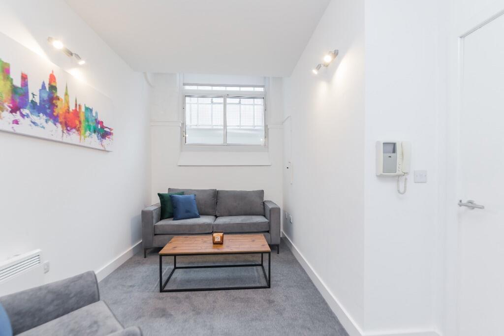 Apartment in Nottingham - View 4