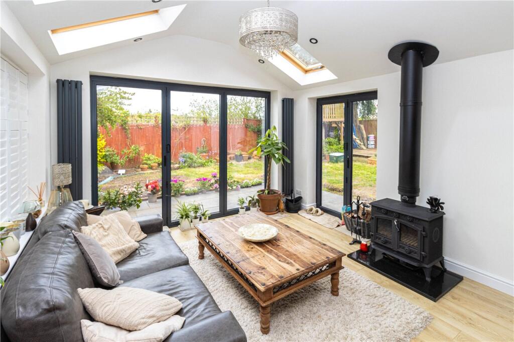 Additional image 3 of Magnolia Close, Park Street, St. Albans, AL2