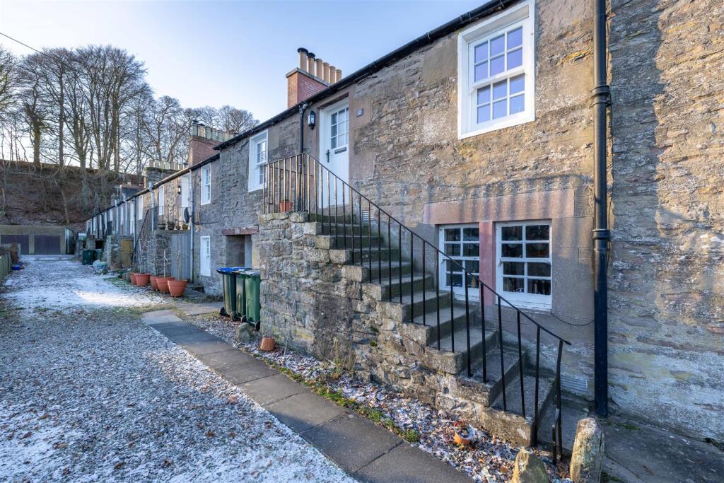 Main image of property: Grey Row, Ruthvenfield, Perth